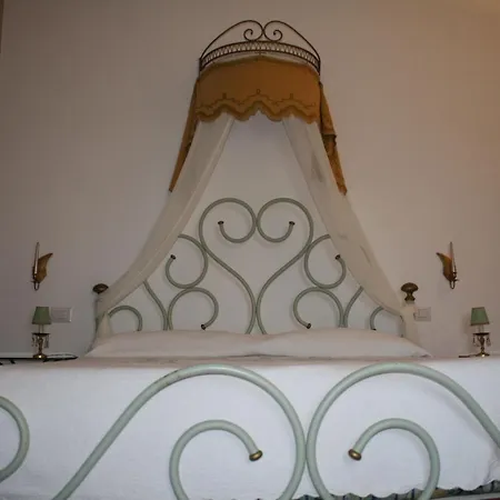 Ippocastano Couette-café Viterbe