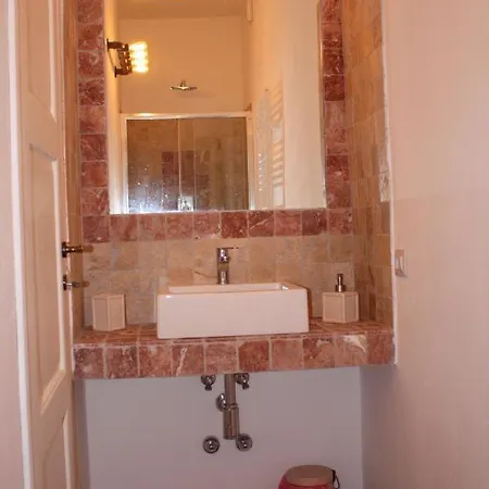 Ippocastano Bed & Breakfast 3*
