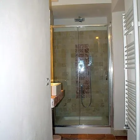 Ippocastano فندق مبيت وإفطار 3*
